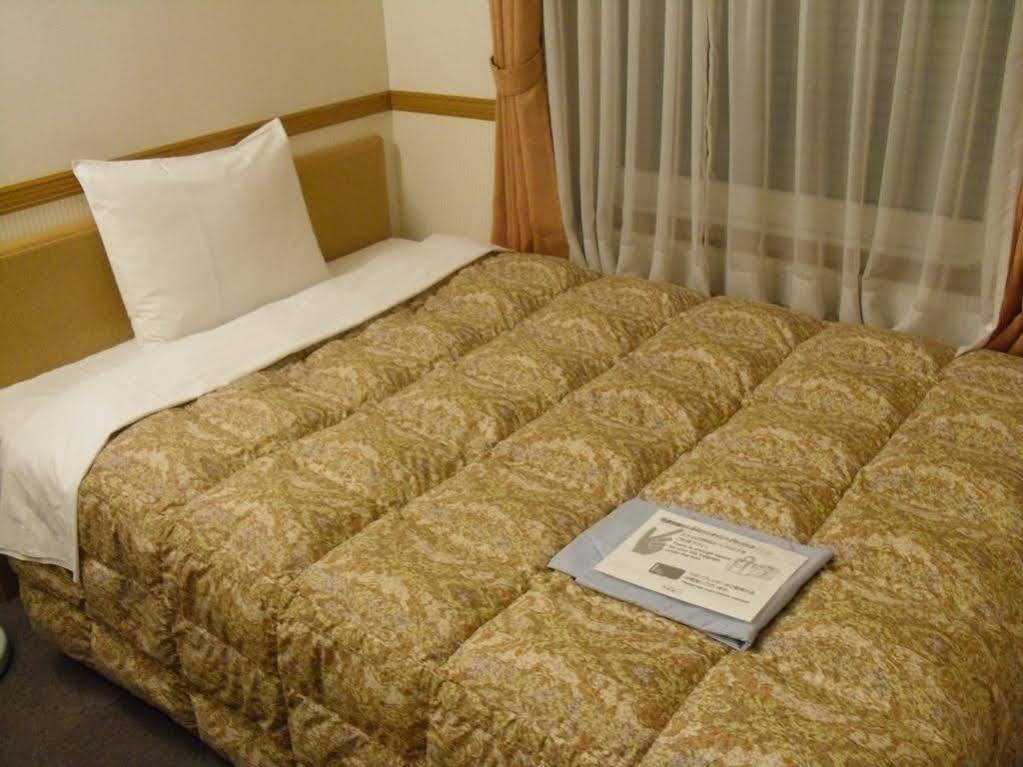 Toyoko Inn Sendai-Eki Nishi-Guchi Chuo Zewnętrze zdjęcie
