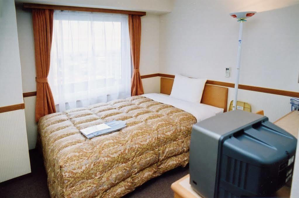Toyoko Inn Sendai-Eki Nishi-Guchi Chuo Zewnętrze zdjęcie