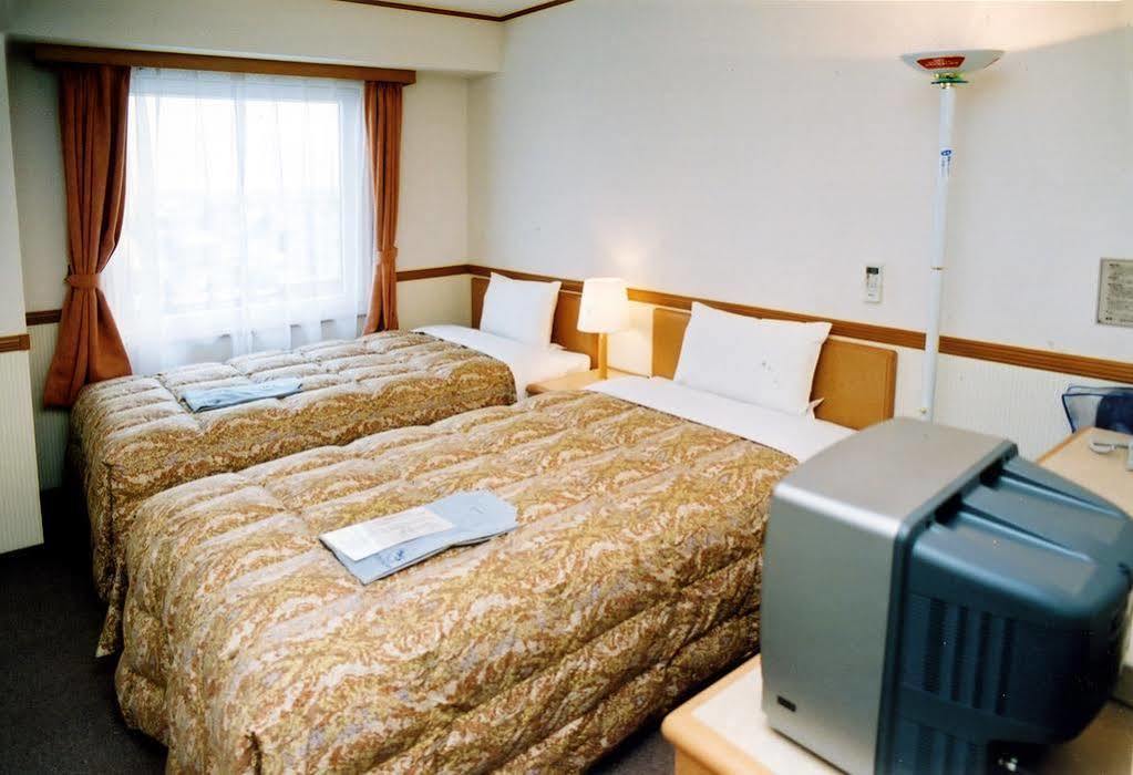 Toyoko Inn Sendai-Eki Nishi-Guchi Chuo Zewnętrze zdjęcie